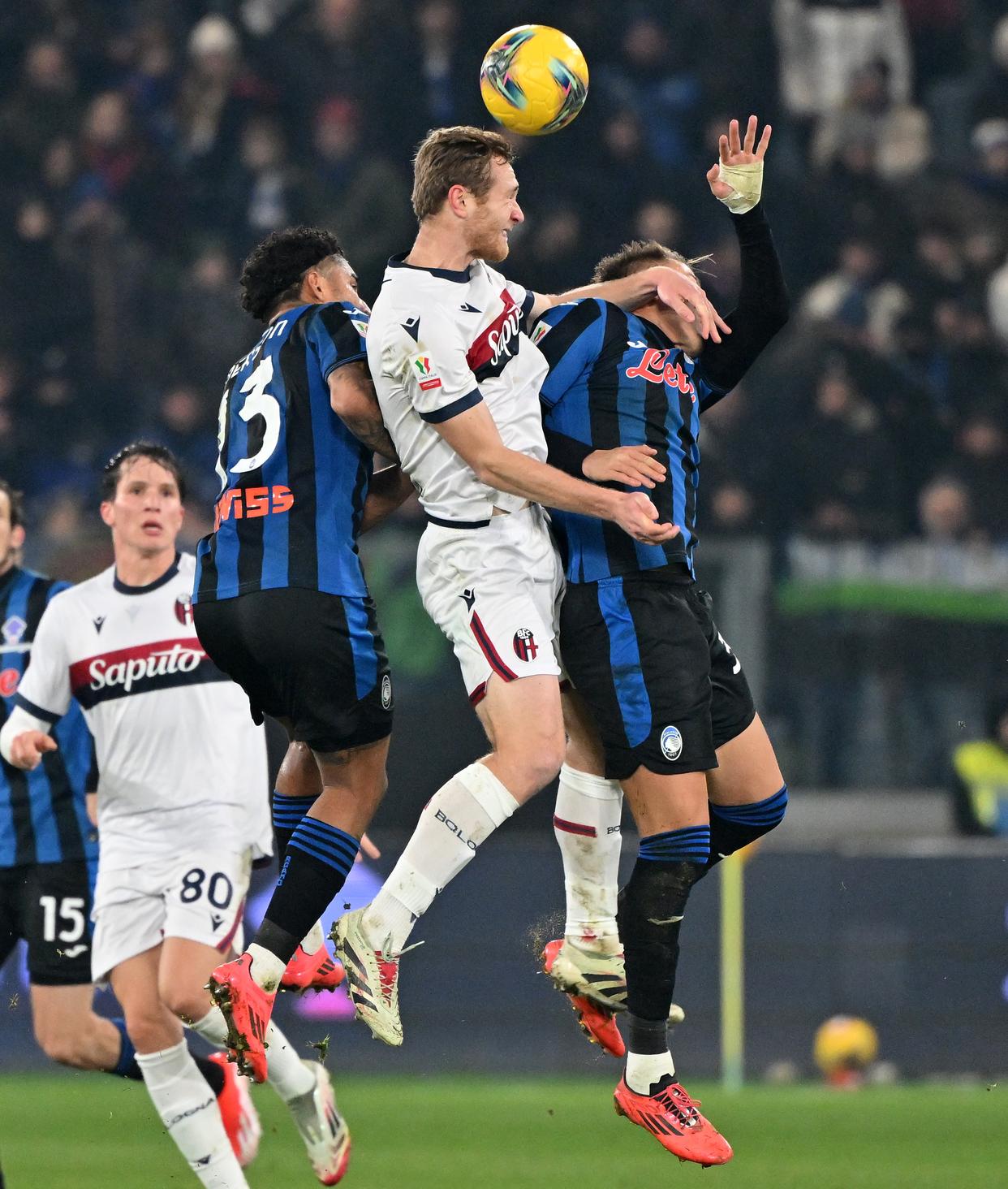 意大利在客场战胜保加利亚,晋级欧锦赛 意大利在客场战胜保加利亚,晋级欧锦赛