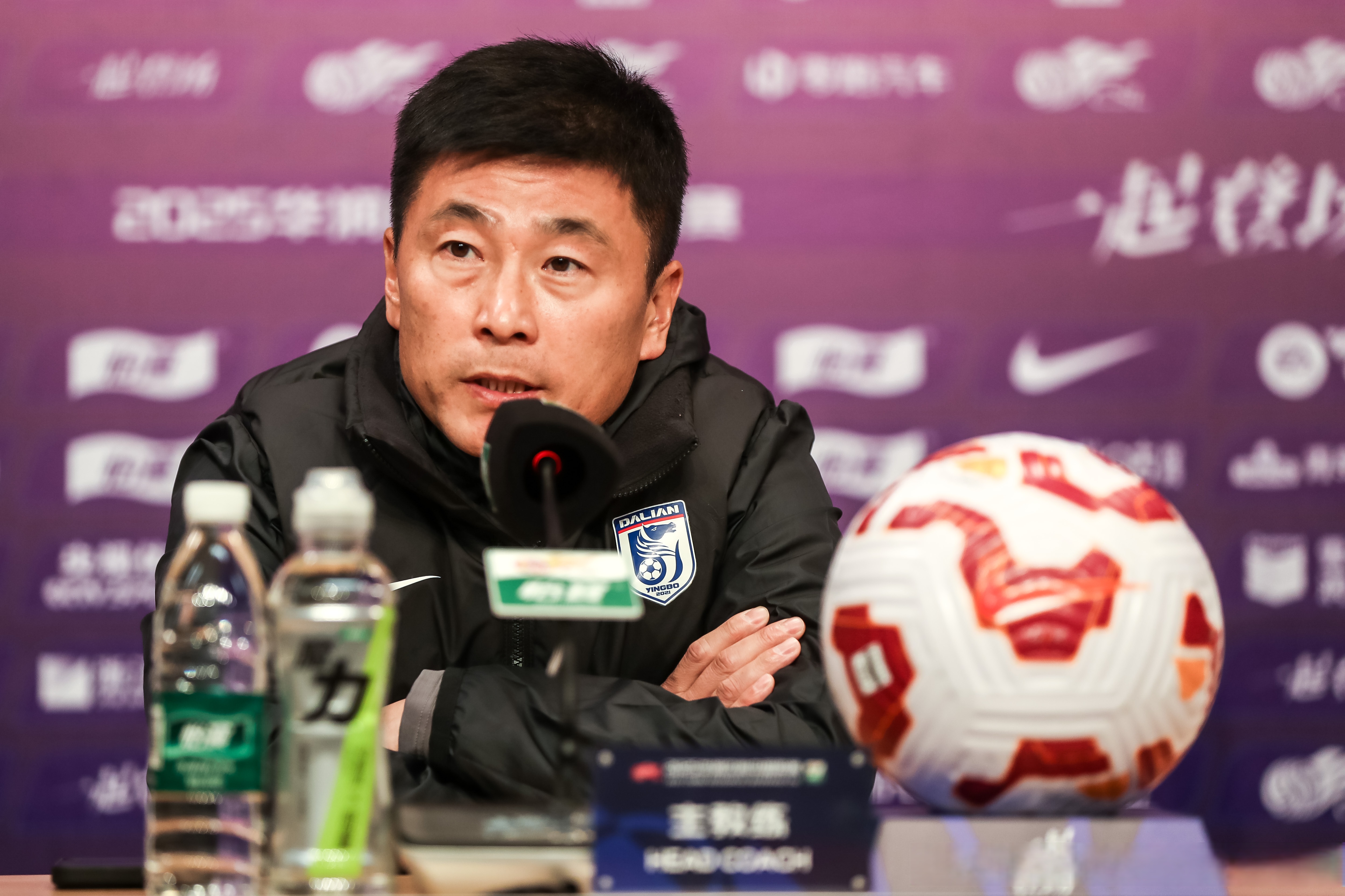 华体会体育-大连队后卫突破纪录，赛场表现耀眼