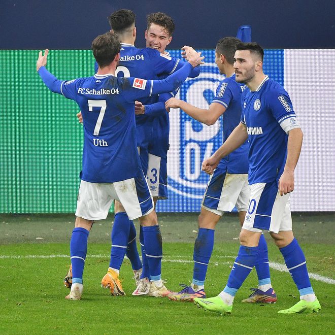 关于沙尔克客场不敌,德甲保级形势堪忧的信息 关于沙尔克客场不敌,德甲保级形势堪忧的信息