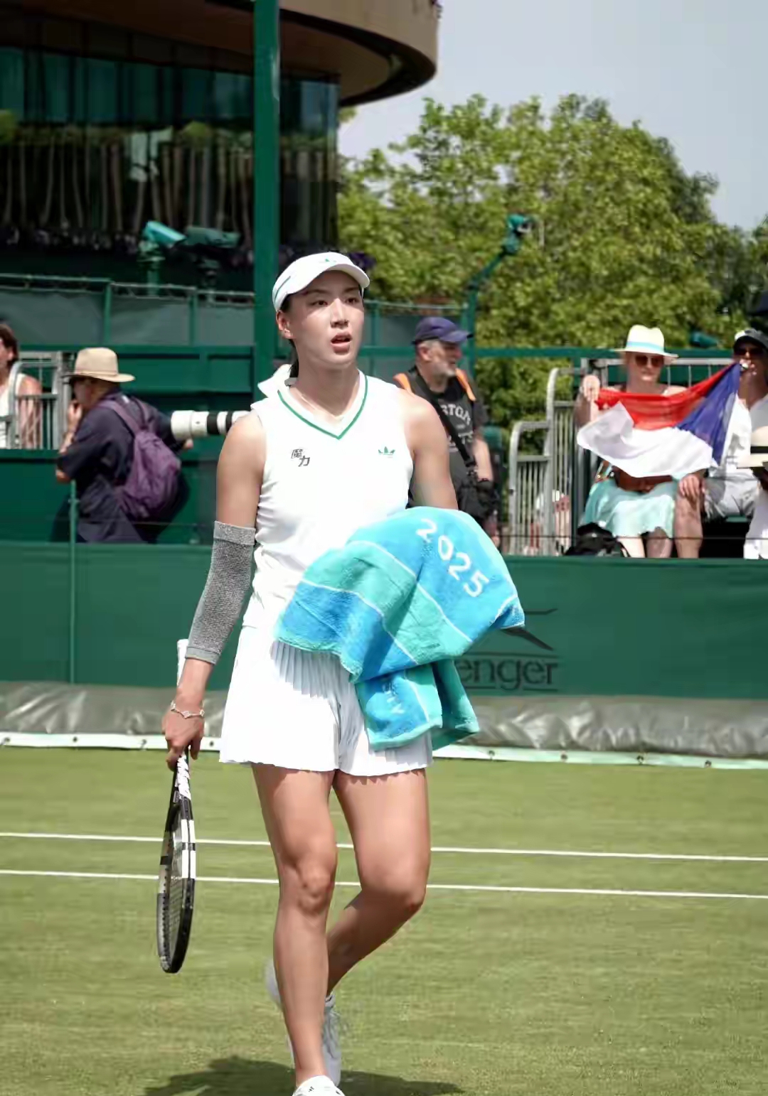 华体会下载-包含曼联力克洛杉矶湖人,罗德里戈打出惊人五杀宿敌对决半决赛,强势挺进下一轮的词条