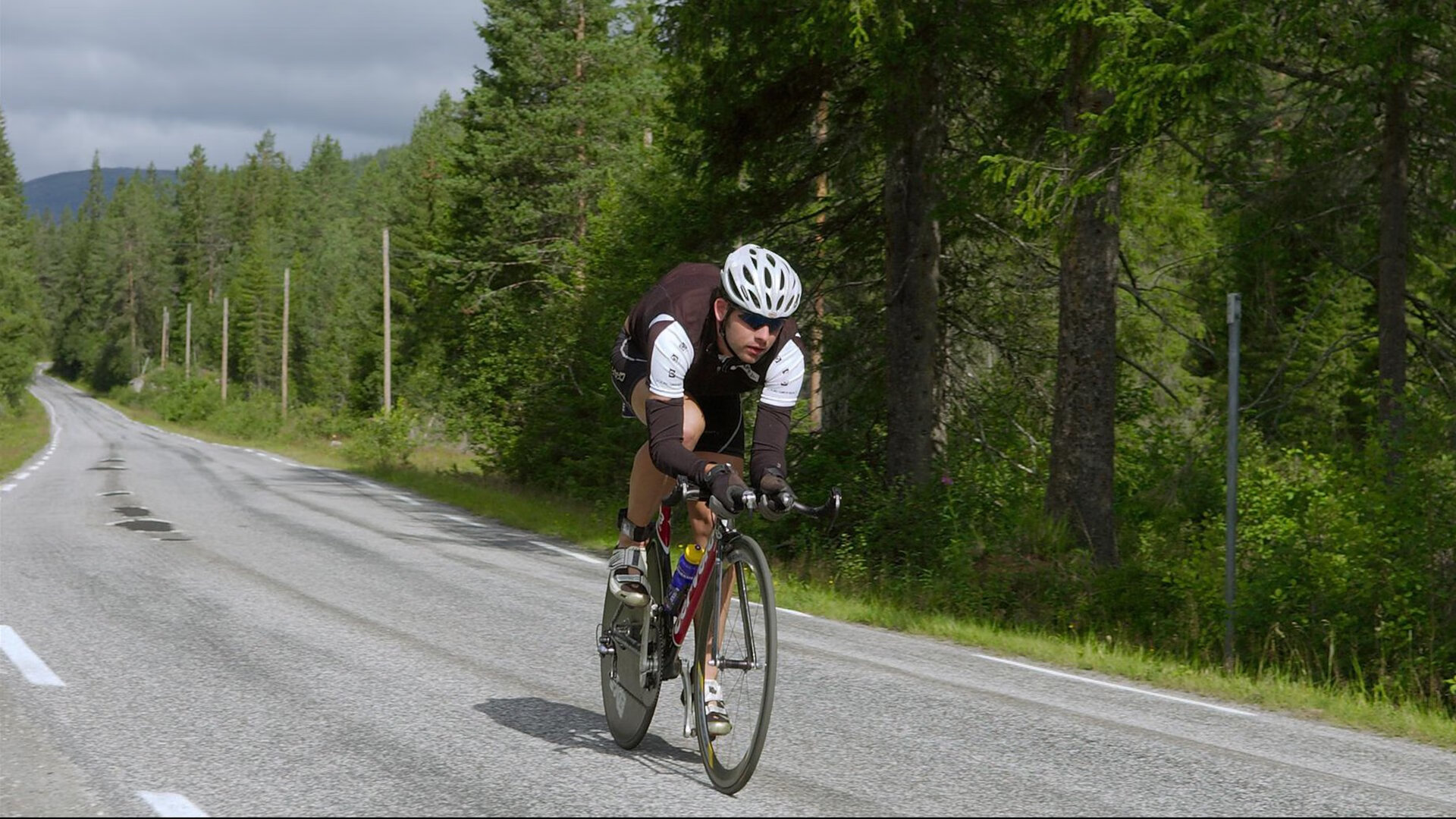 夜战烽火,帕尔默在F1揭幕战中以言辞之刃持续制造杀伤
