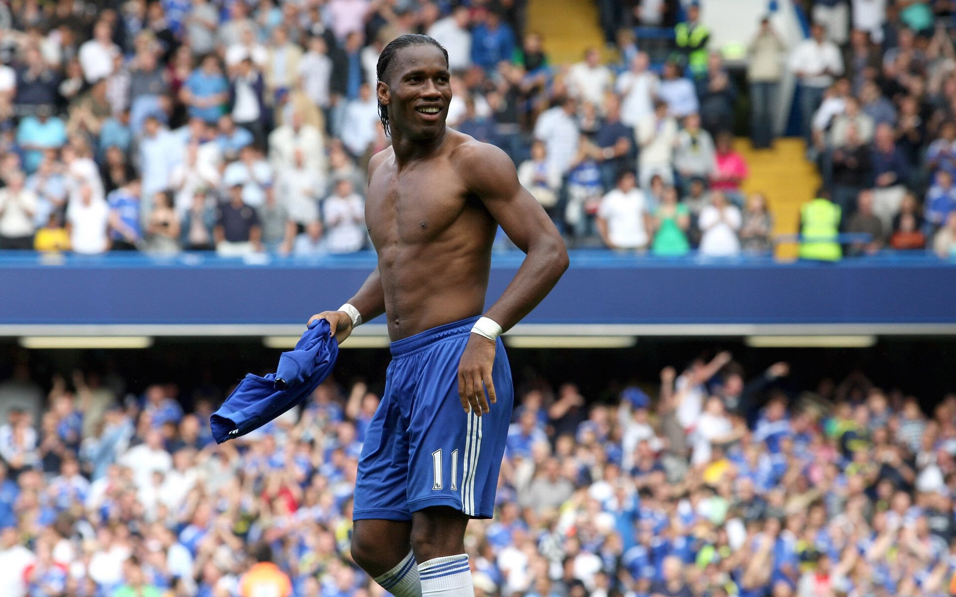 华体会体育-智利红焰遭遇曼城蓝潮，基米希的时空沙盘，当南美狂想曲在英超精密齿轮上起舞